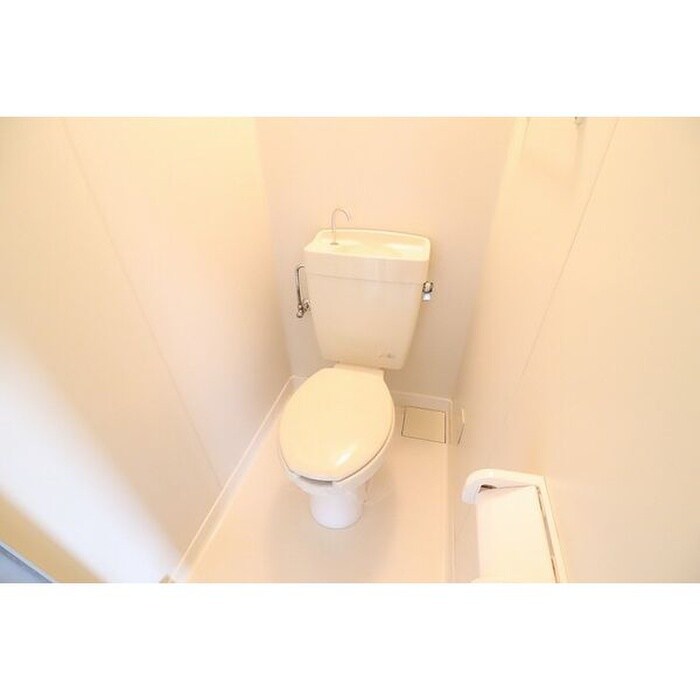 物件内観写真6　(トイレ)