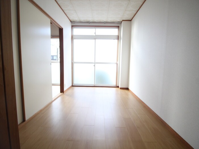 物件内観写真17　(居室)