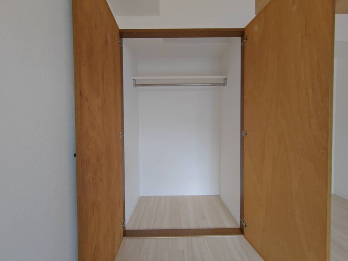 物件内観写真10　(収納)