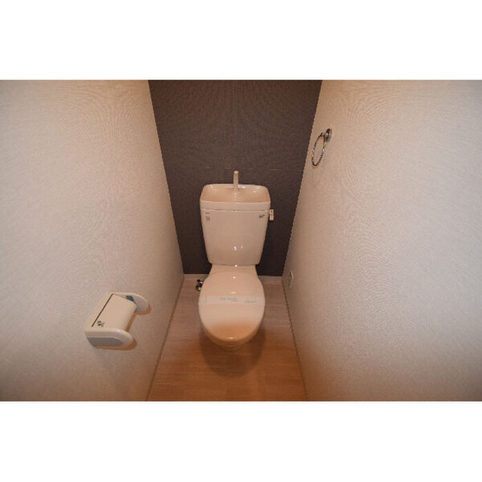 物件内観写真14　(トイレ)