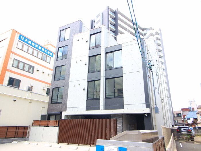 物件外観写真1　(外観写真)