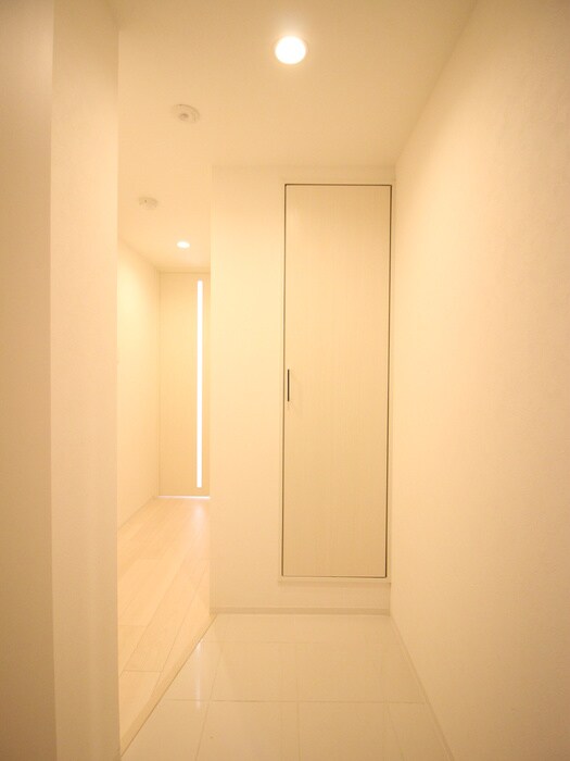 物件内観写真17　(廊下)