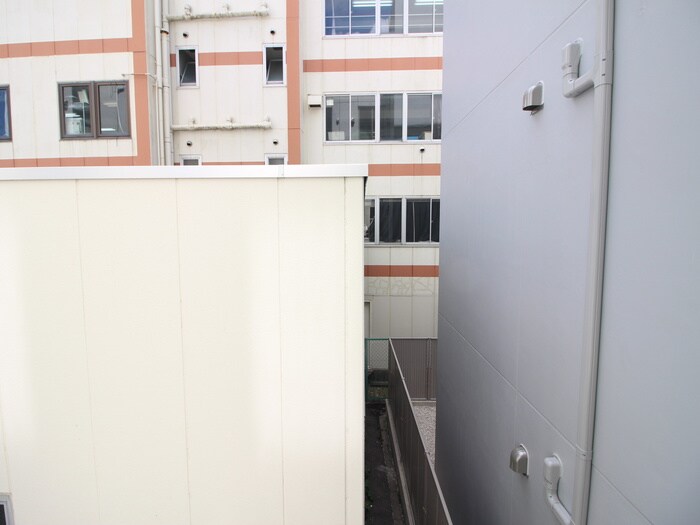 物件内観写真19　(室内からの展望)