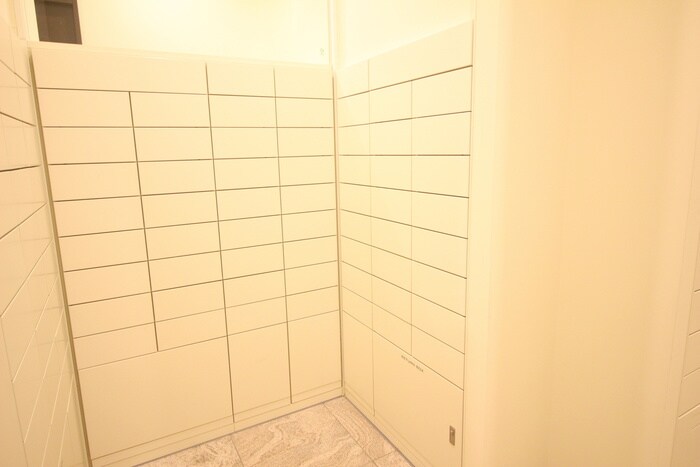 物件外観写真6　(建物設備)