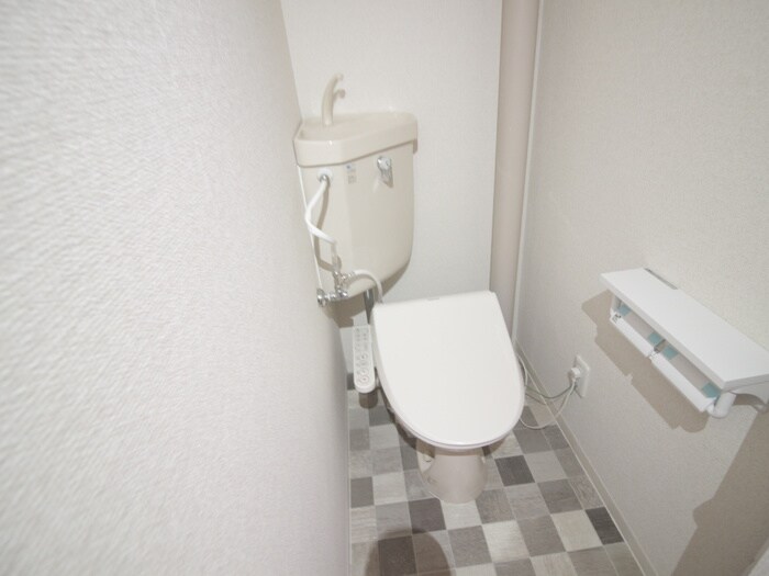 物件内観写真13　(トイレ)