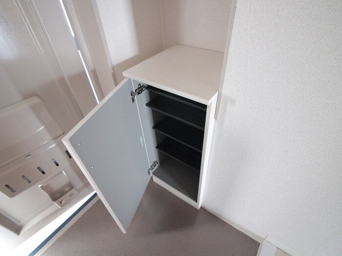 物件内観写真18　(靴箱)