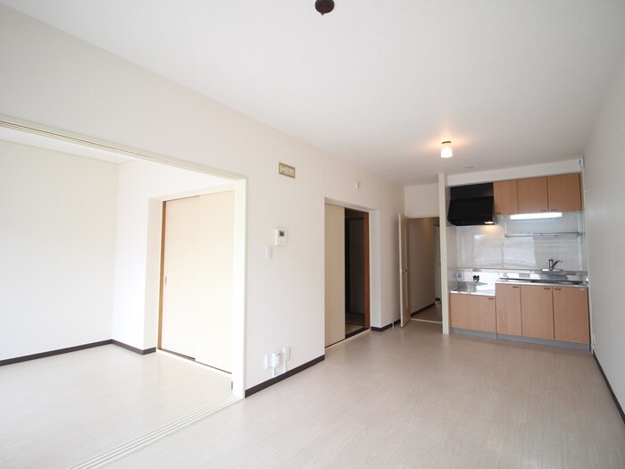 物件内観写真7　(居室)