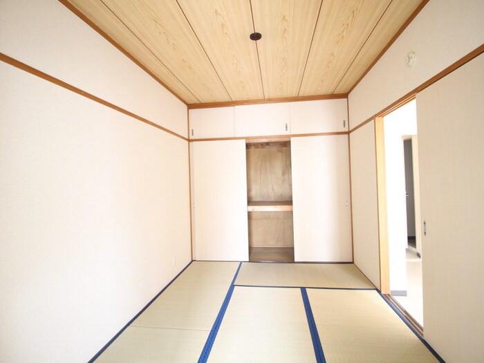 物件内観写真9　(居室)