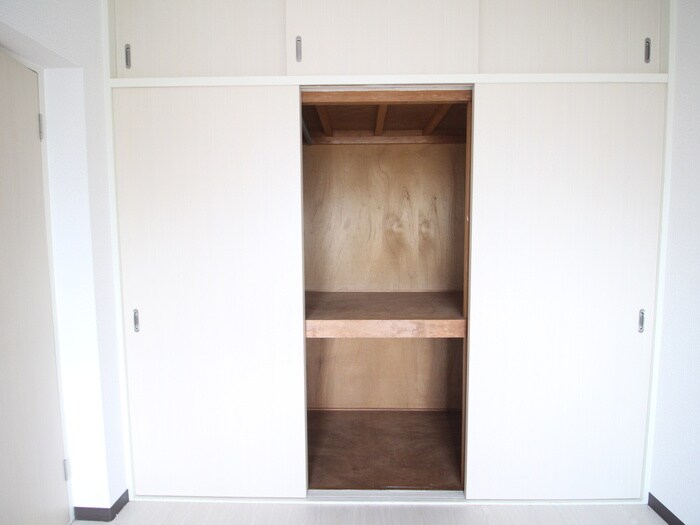 物件内観写真16　(収納)