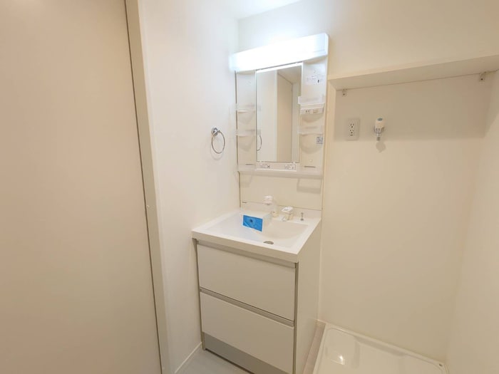物件内観写真11　(洗面)