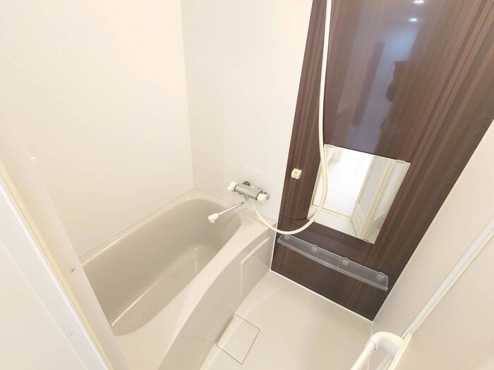 物件内観写真12　(バス／シャワールーム等)