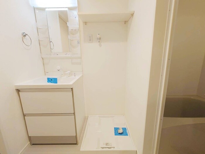 物件内観写真13　(洗濯機置場)