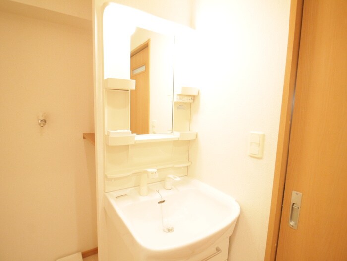 物件内観写真11　(洗面)