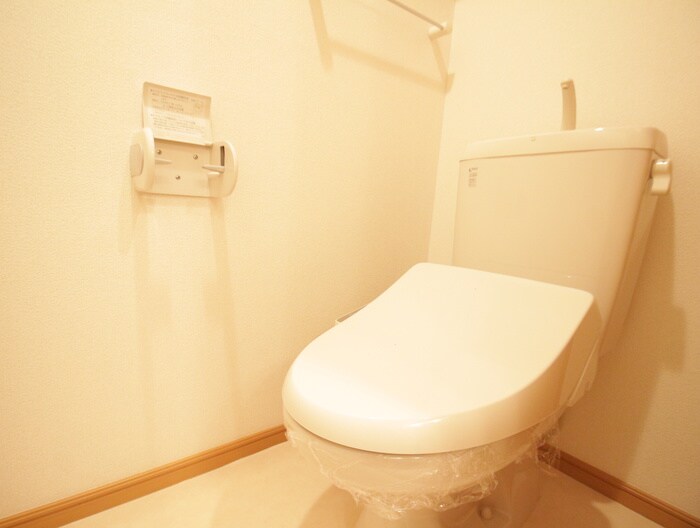 物件内観写真14　(トイレ)