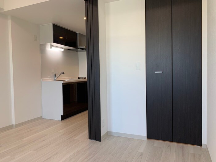 物件内観写真4　(収納)