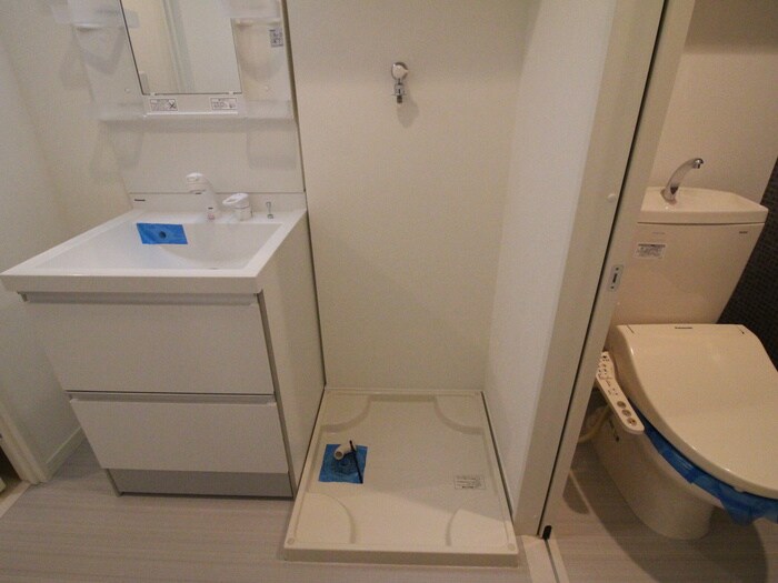 物件内観写真10　(洗濯機置場)