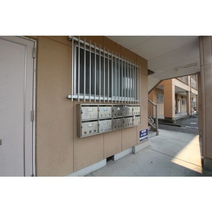 物件外観写真6　(建物設備)