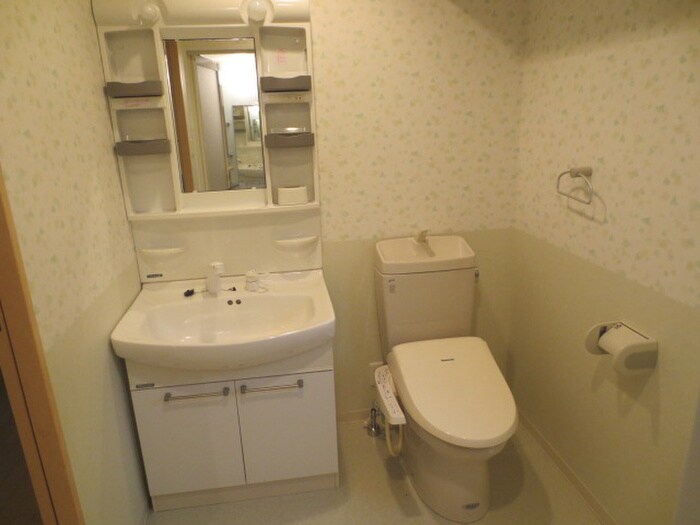 物件内観写真9　(洗面)