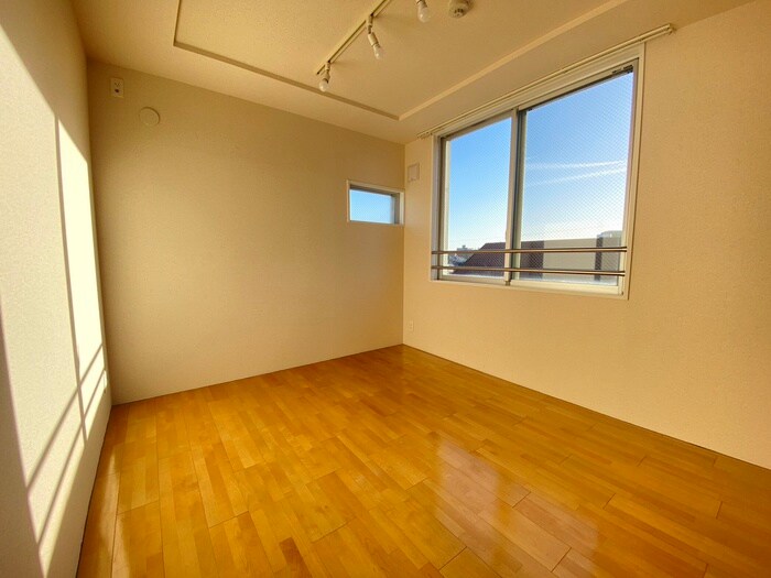 物件内観写真14　(居室)