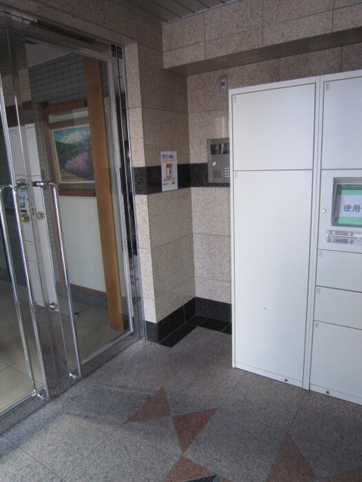 物件外観写真4　(建物設備)