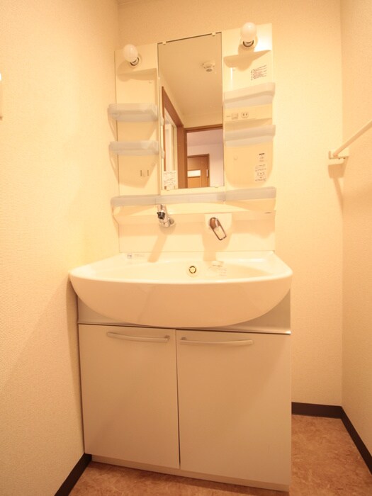 物件内観写真9　(洗面)