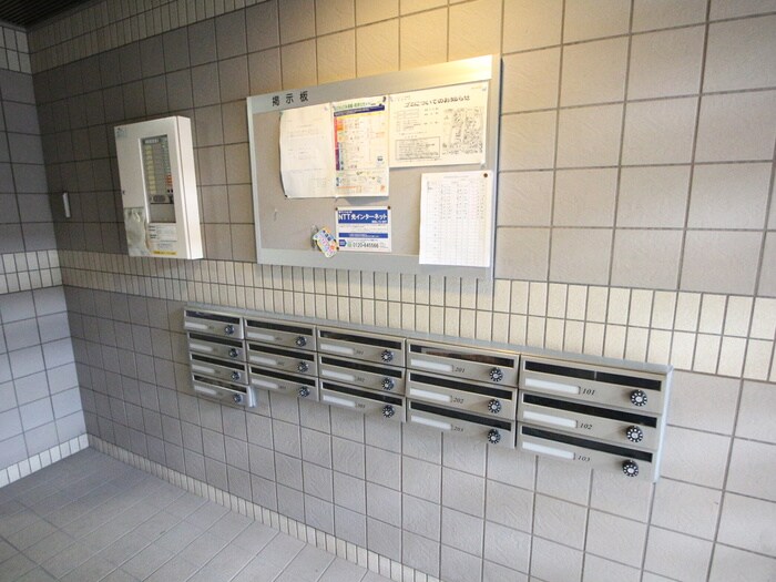 物件外観写真4　(建物設備)