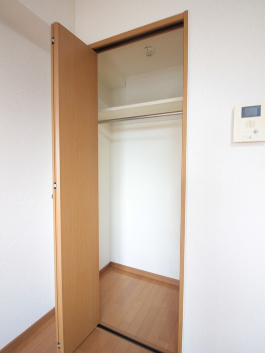 物件内観写真14　(収納)