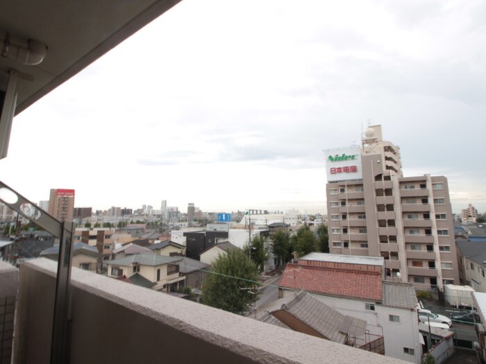 物件内観写真21　(室内からの展望)