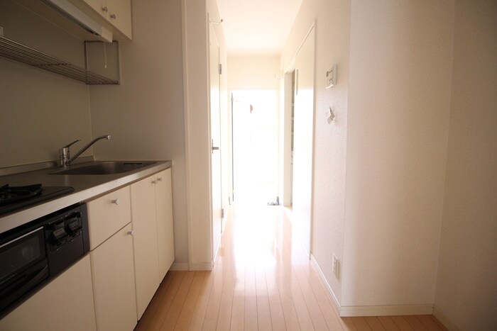 物件内観写真15　(廊下)