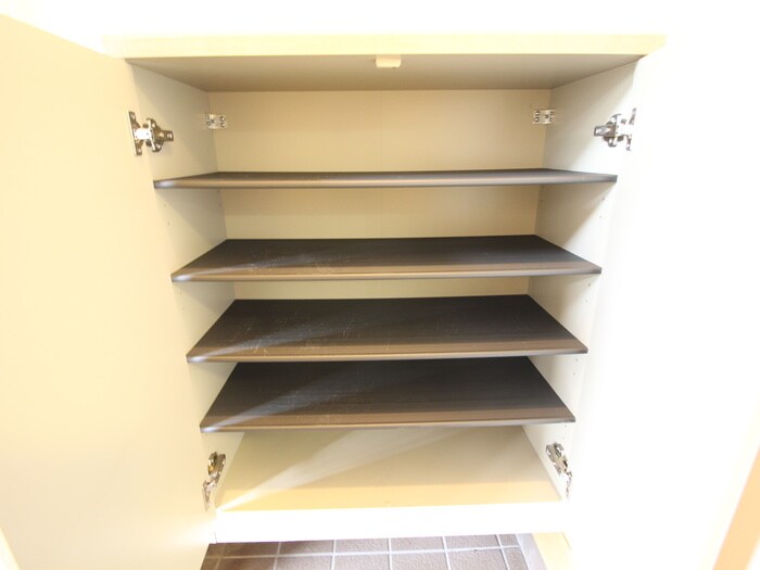 物件内観写真12　(靴箱)