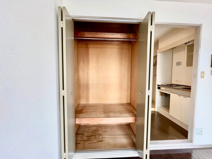 物件内観写真11　(収納)