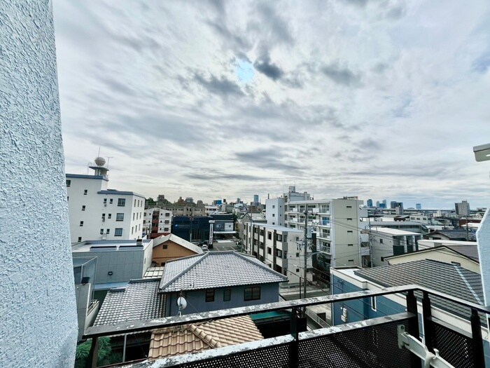 物件内観写真22　(室内からの展望)