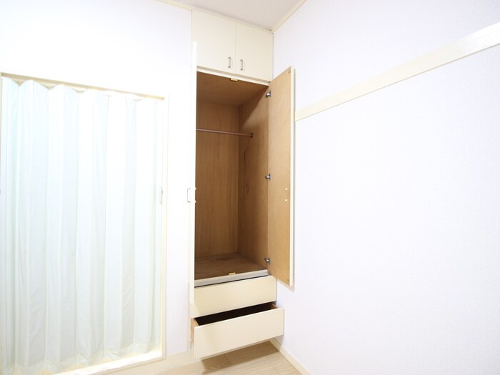 物件内観写真9　(収納)