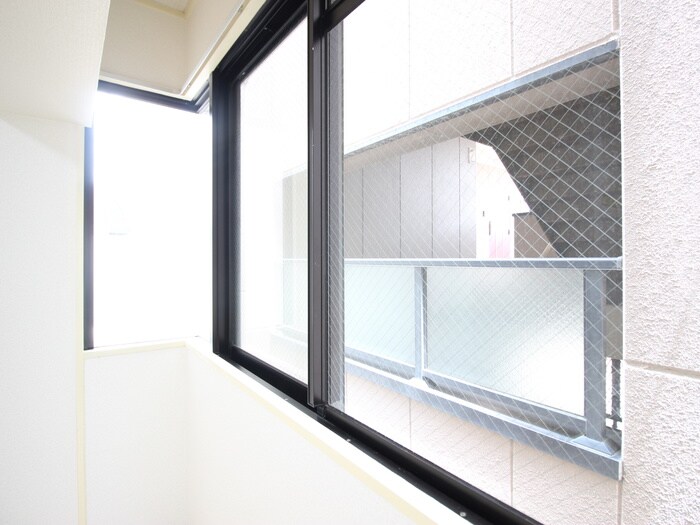 物件内観写真21　(室内からの展望)