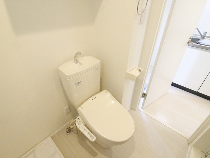 物件内観写真15　(トイレ)