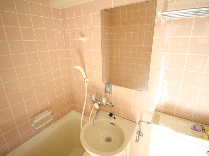 物件内観写真10　(洗面)