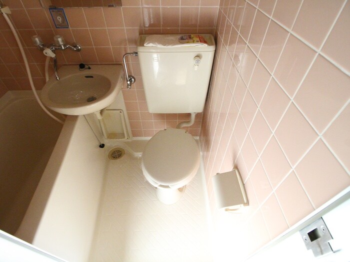 物件内観写真11　(トイレ)