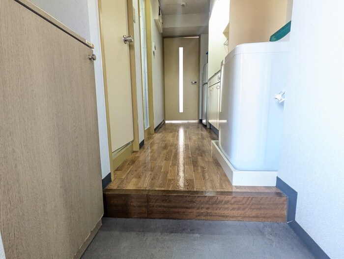 物件内観写真22　(廊下)