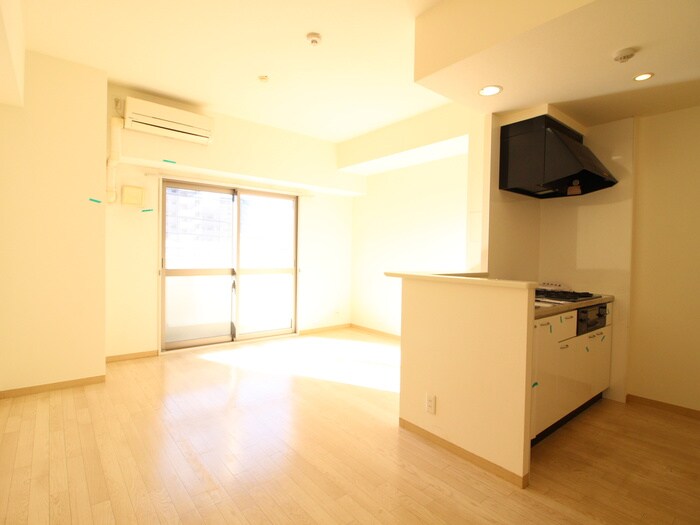 フォレルの居室