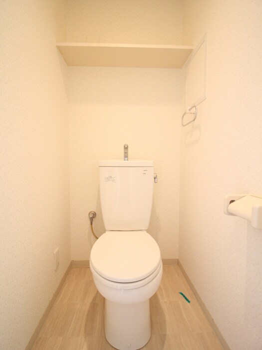 フォレルのトイレ