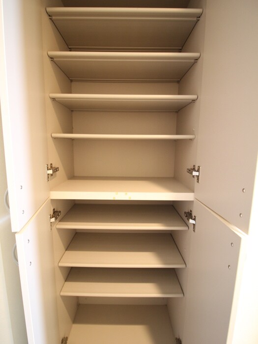 フォレルの靴箱