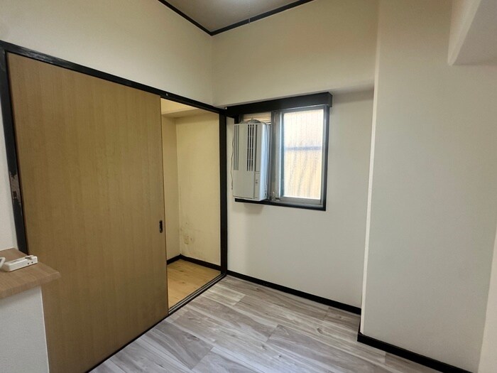 物件内観写真11　(居室)