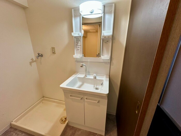 物件内観写真16　(洗面)