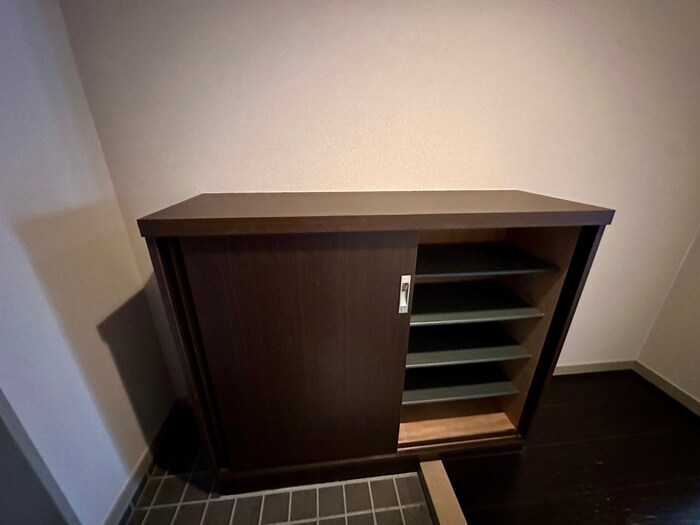 シャト－ディネゾ－の靴箱