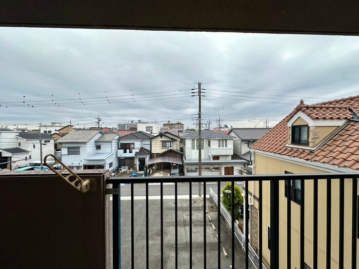 物件内観写真22　(室内からの展望)