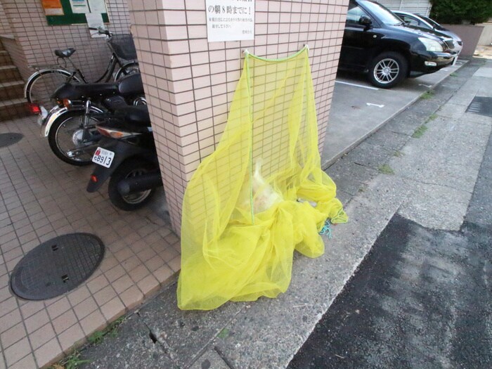 物件外観写真4　(建物設備)