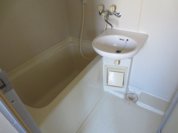 物件内観写真11　(バス／シャワールーム等)