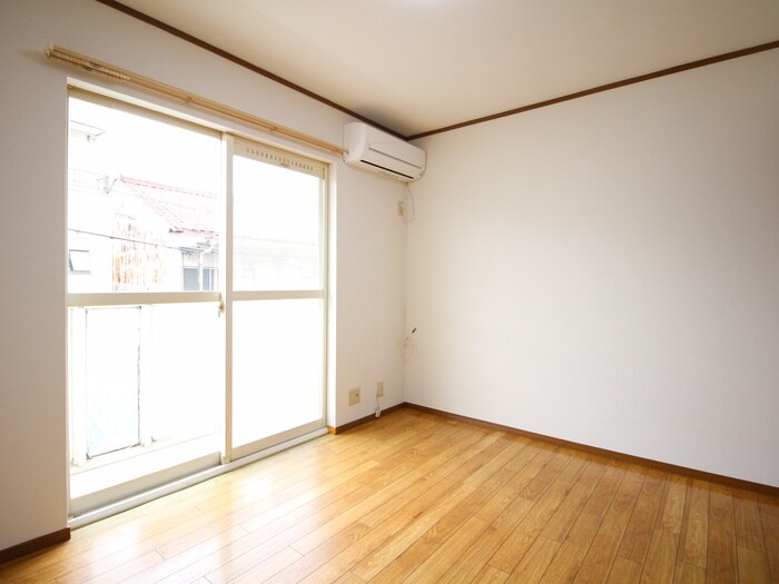 物件内観写真7　(居室)