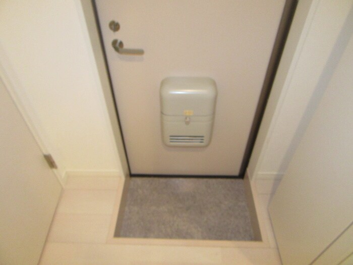 物件内観写真17　(玄関)