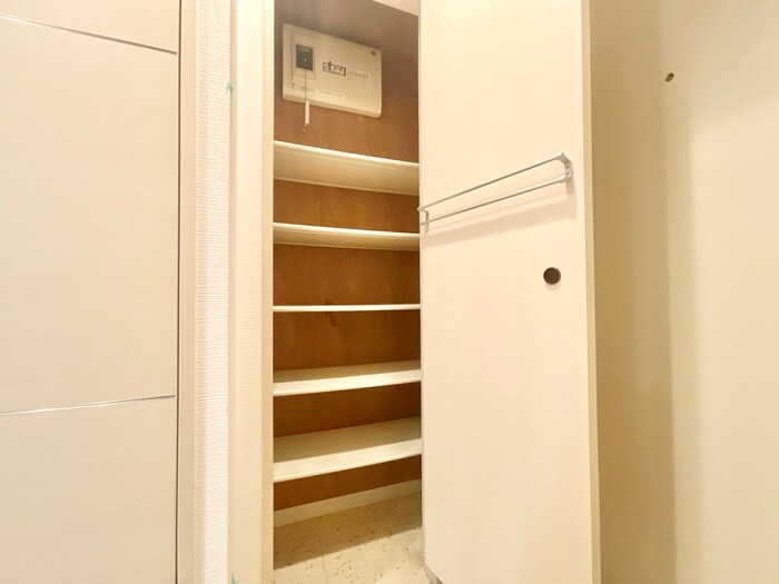 物件内観写真17　(靴箱)